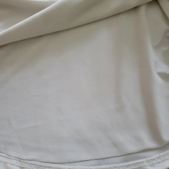 Lulu's xs spaghetti strap fully lined off white shirt - Picture 4 of 5